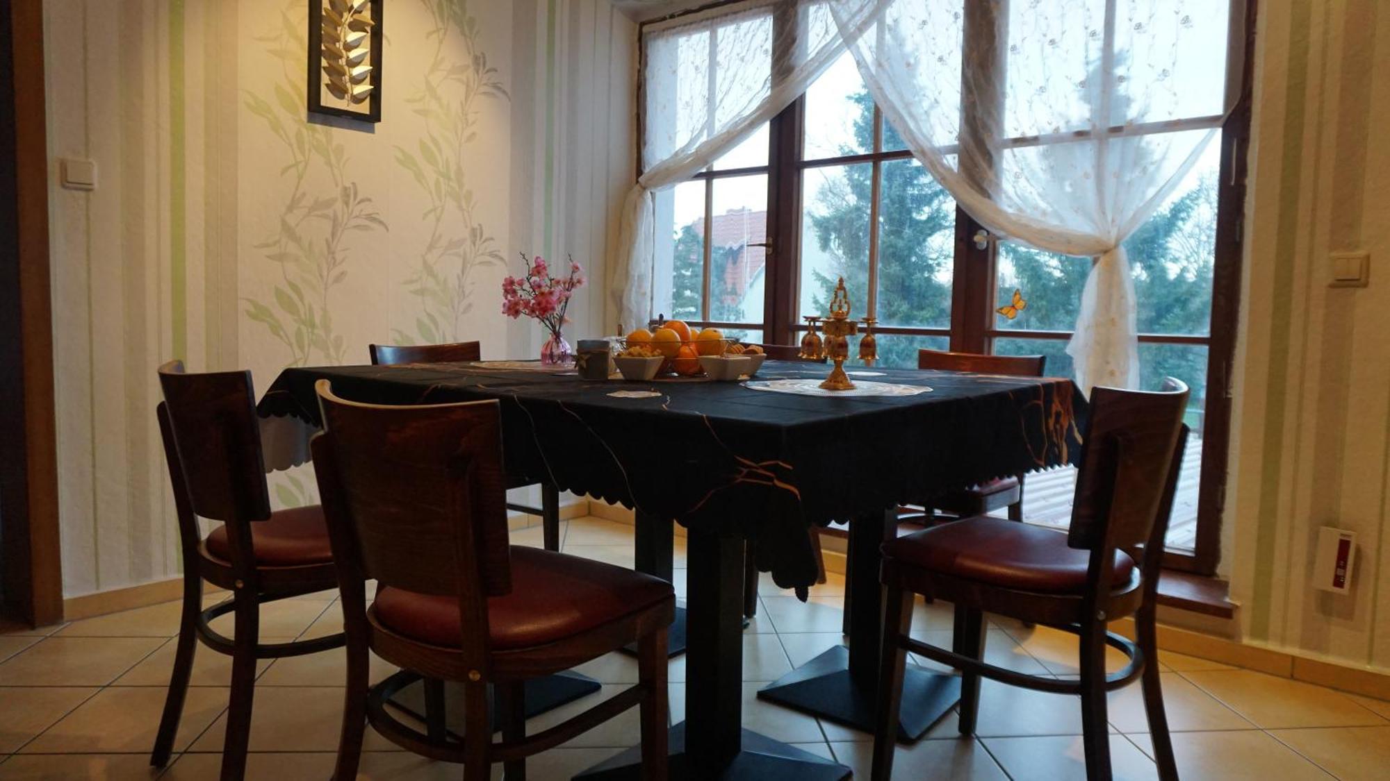 Appartement Darkwolf House à Merseburg Extérieur photo
